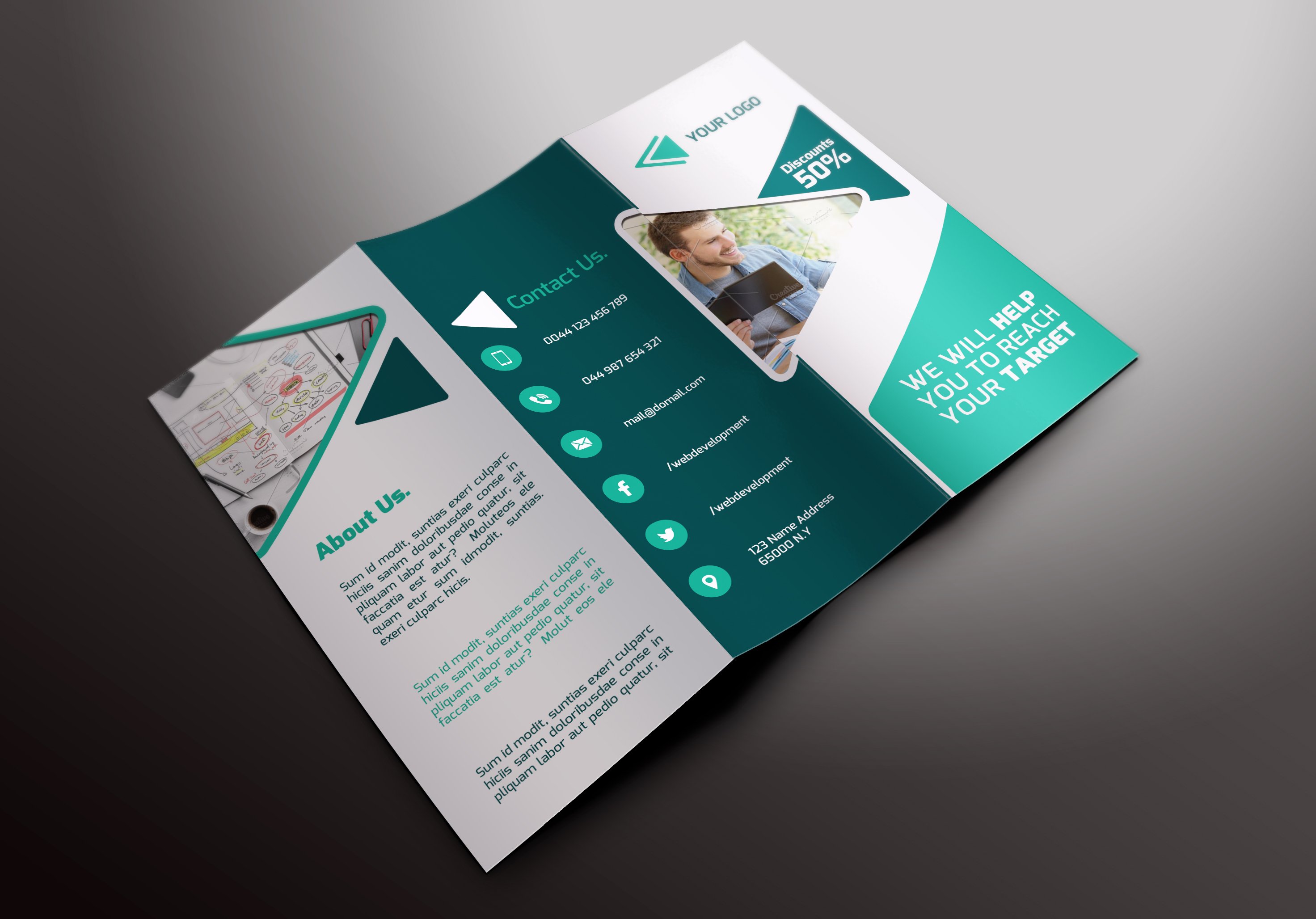 IT Services Tri-fold Brochures cover image.