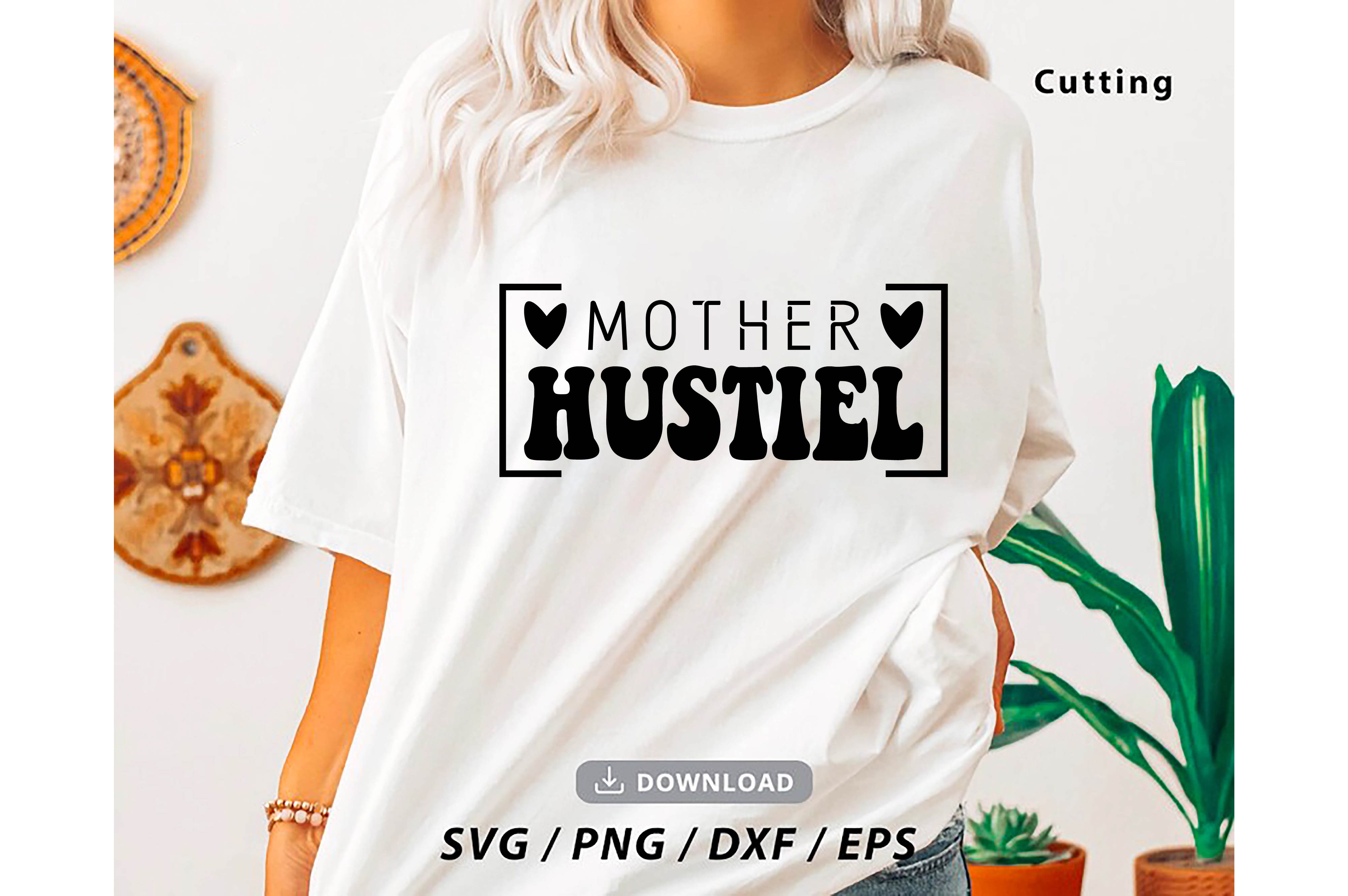 Woman wearing a t - shirt that says mother hustle.