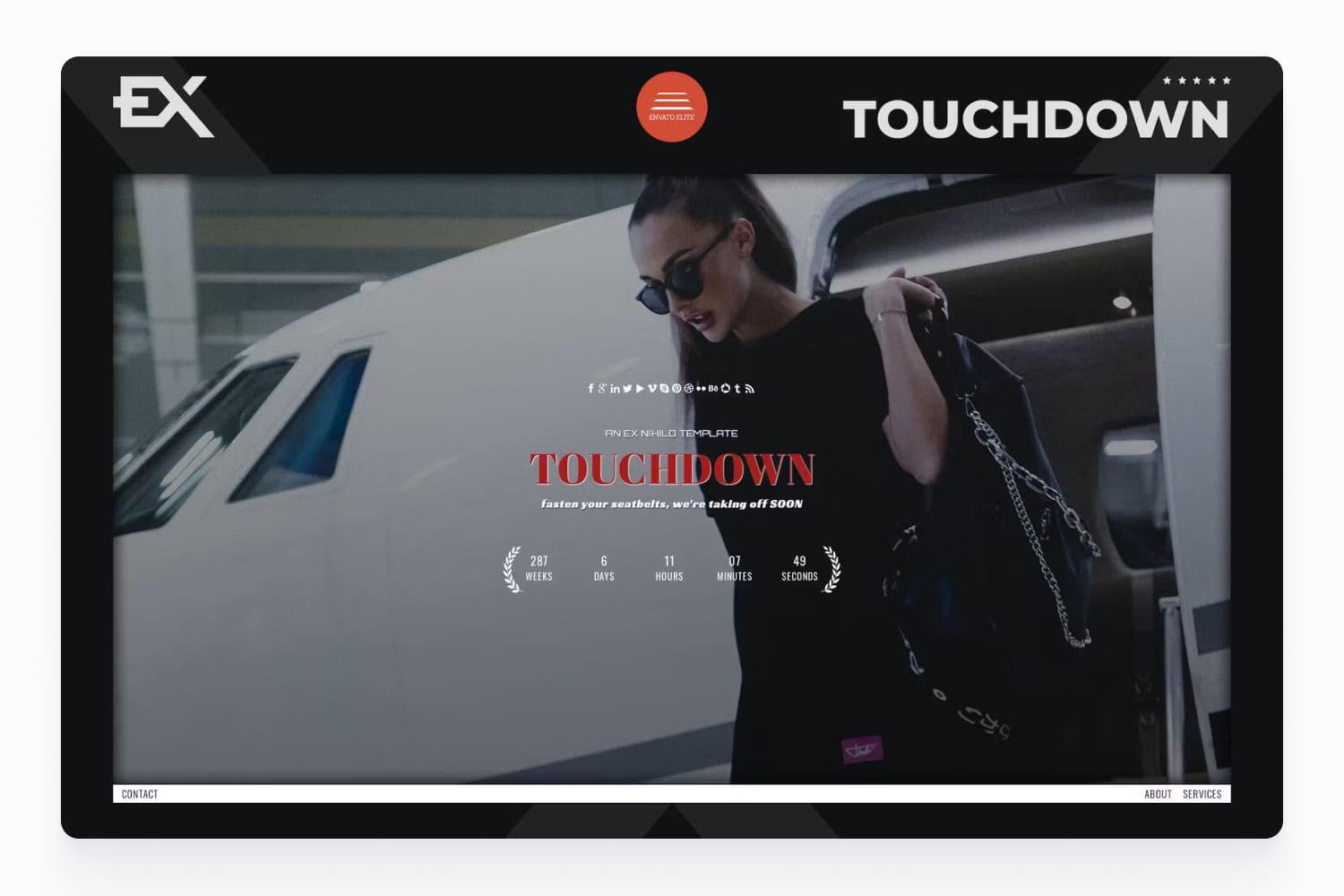 Screenshot of the website page with a photo of a girl near the plane and a countdown.