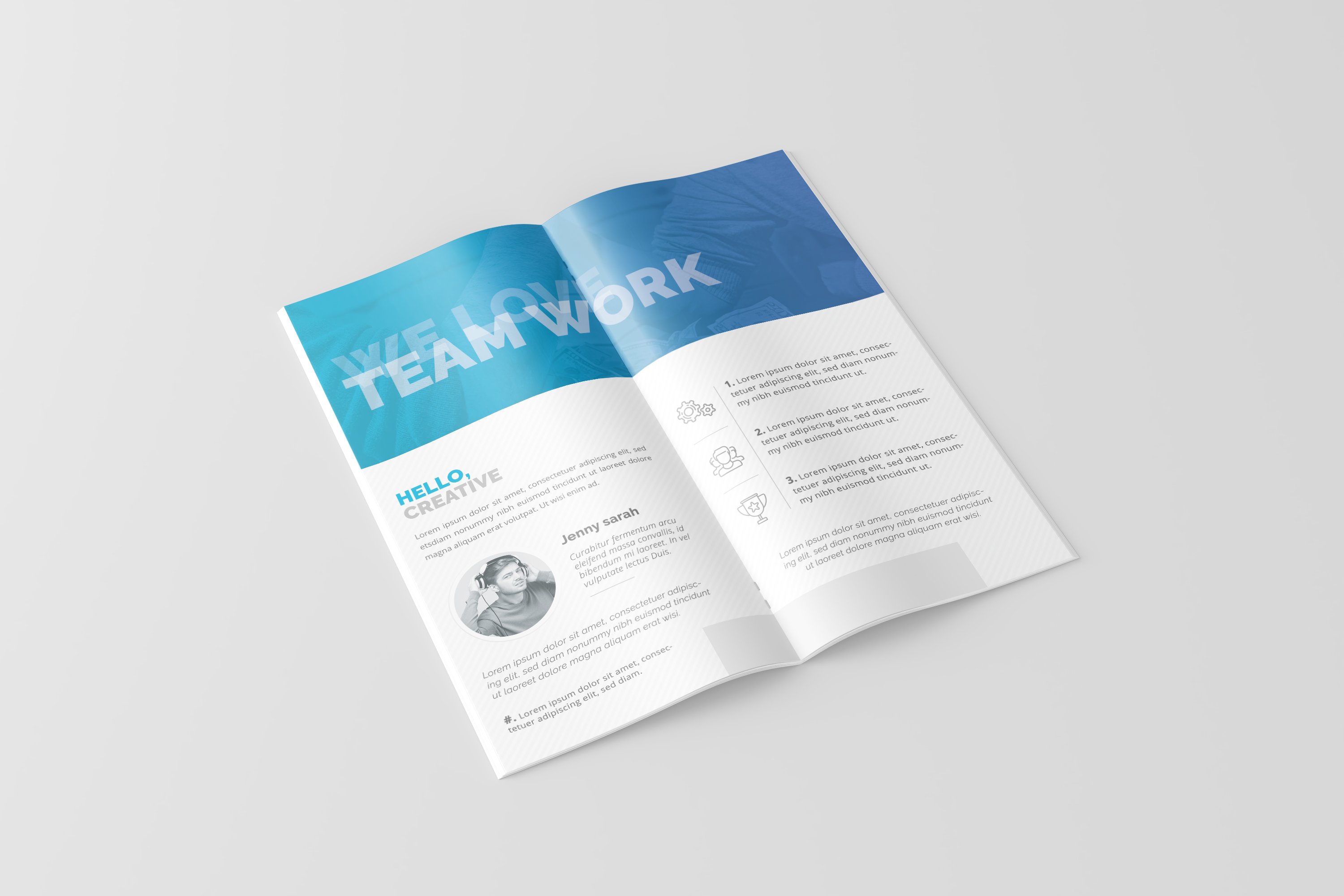 02 dl brochure magazine mockup 741