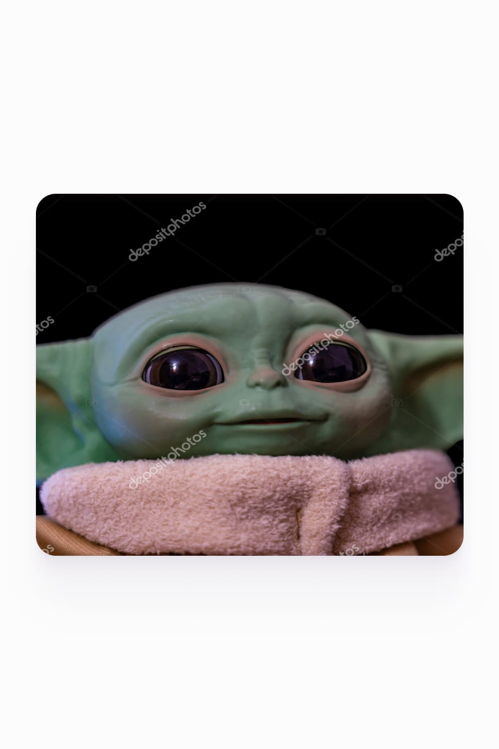 Baby Yoda photo.