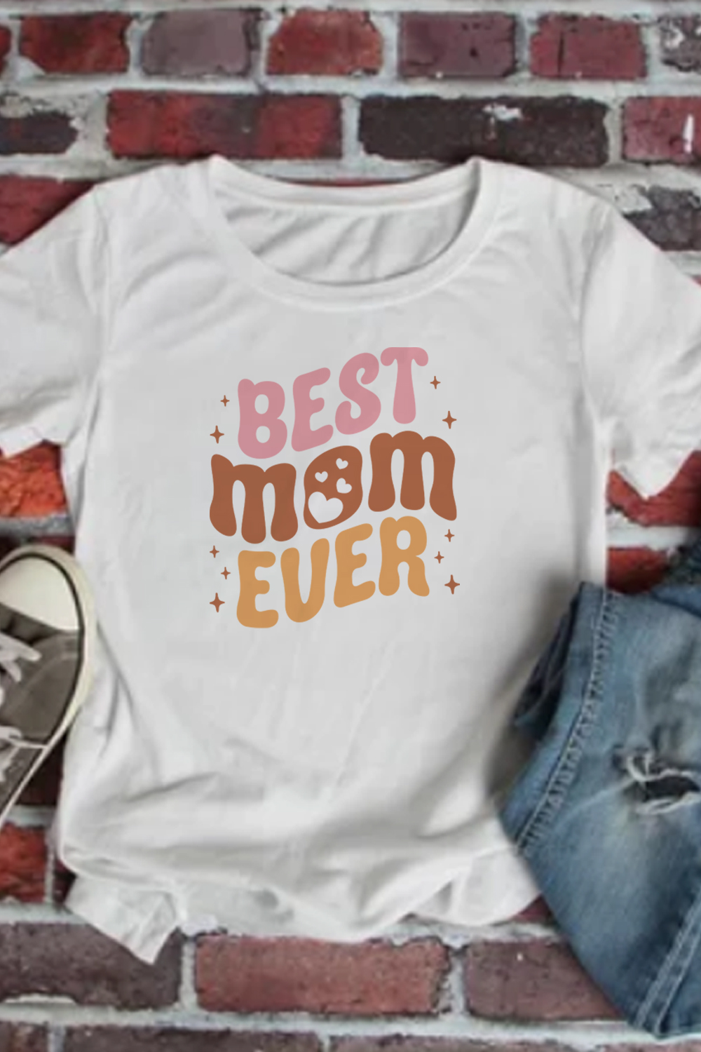 Mom mama t-shirt Design pinterest preview image.