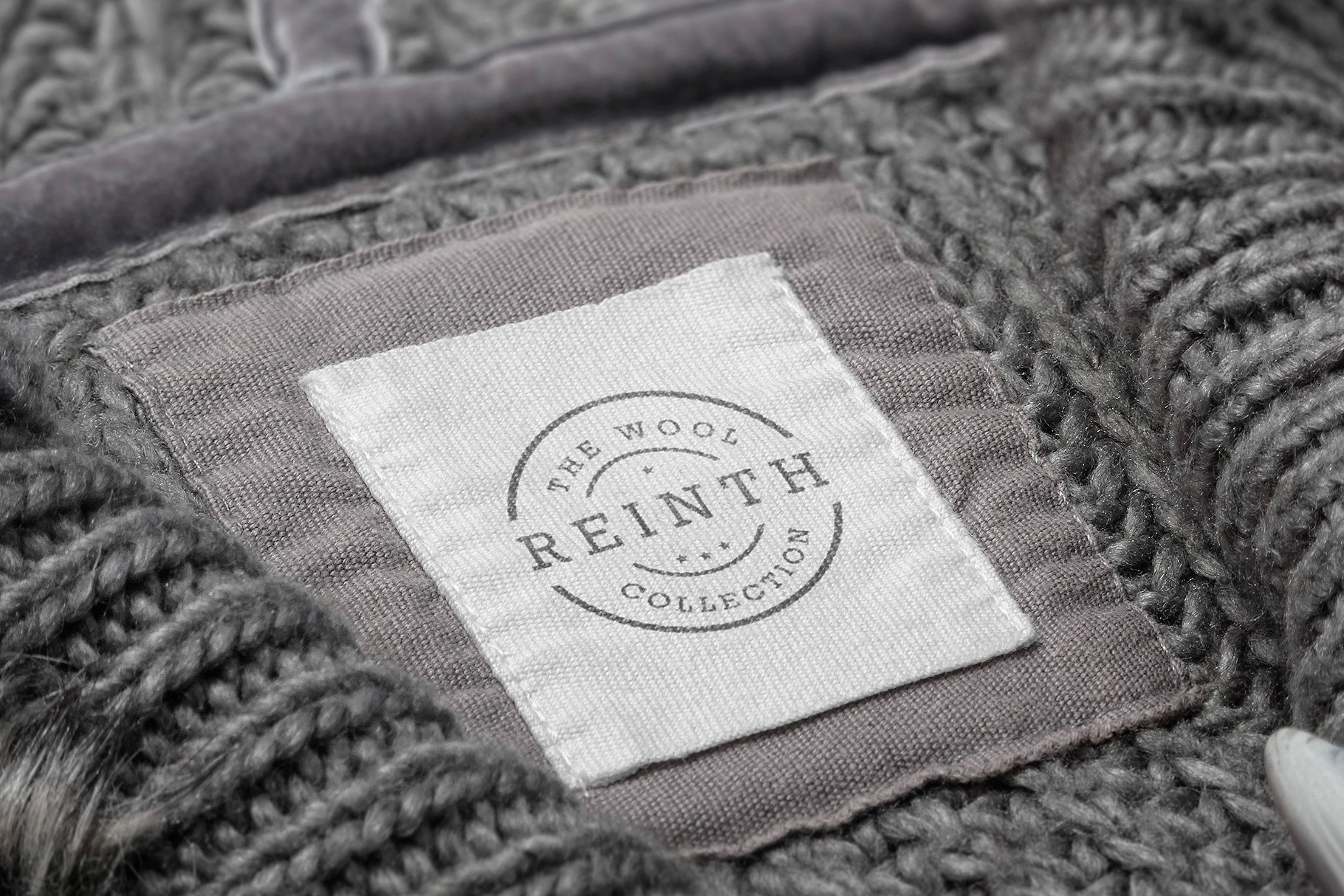 Logo Mockup Label Tag Sweater cover image.