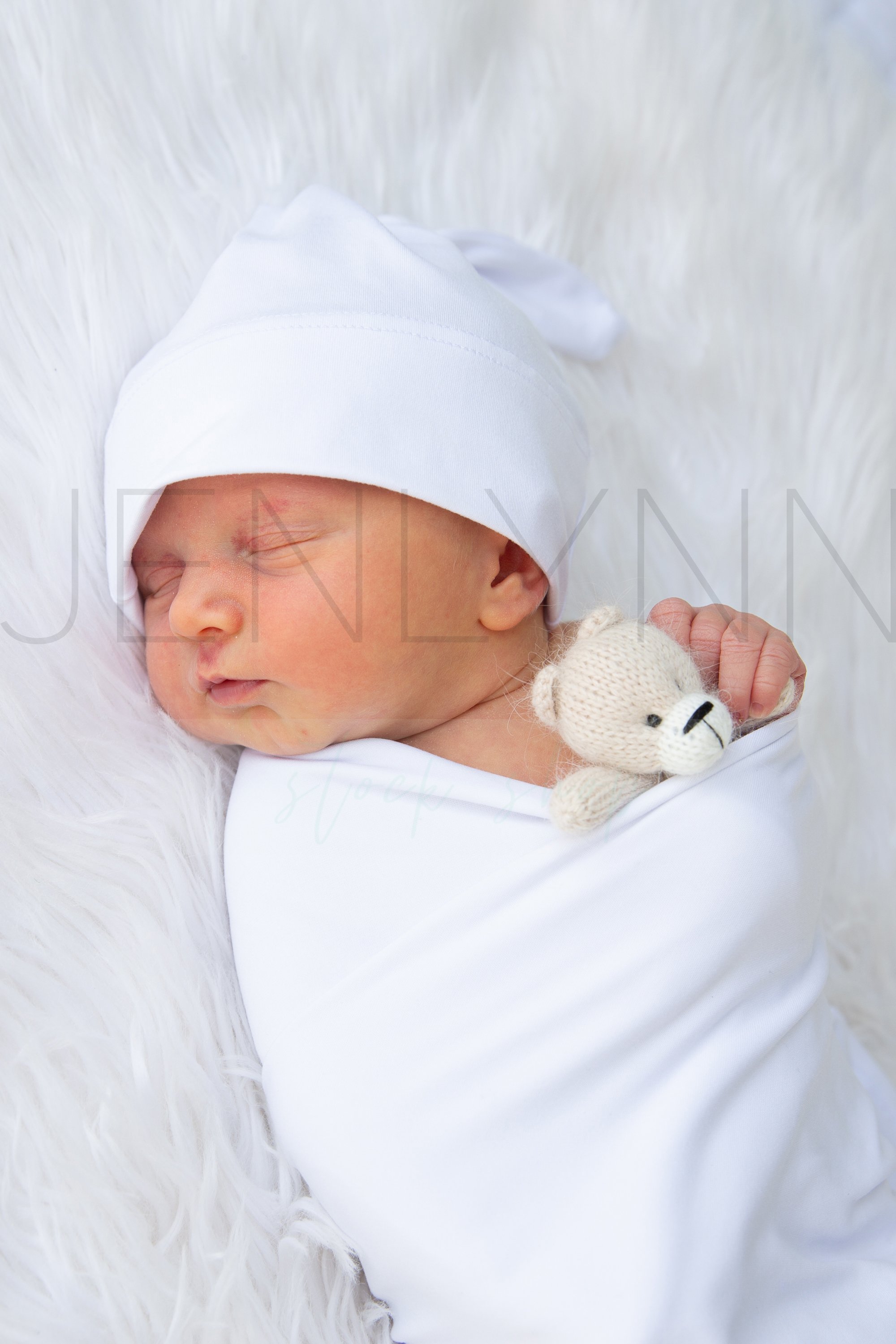 baby elle blanket and knotted hat mockups 23 white 303