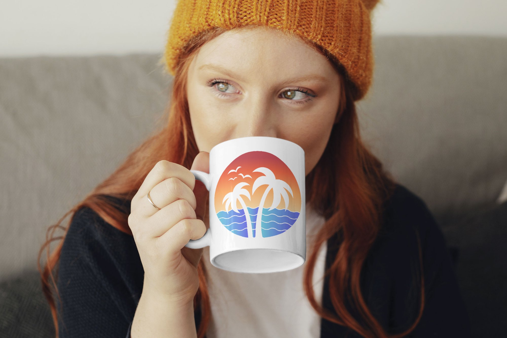 female model with mug mockup 2000x1334 866