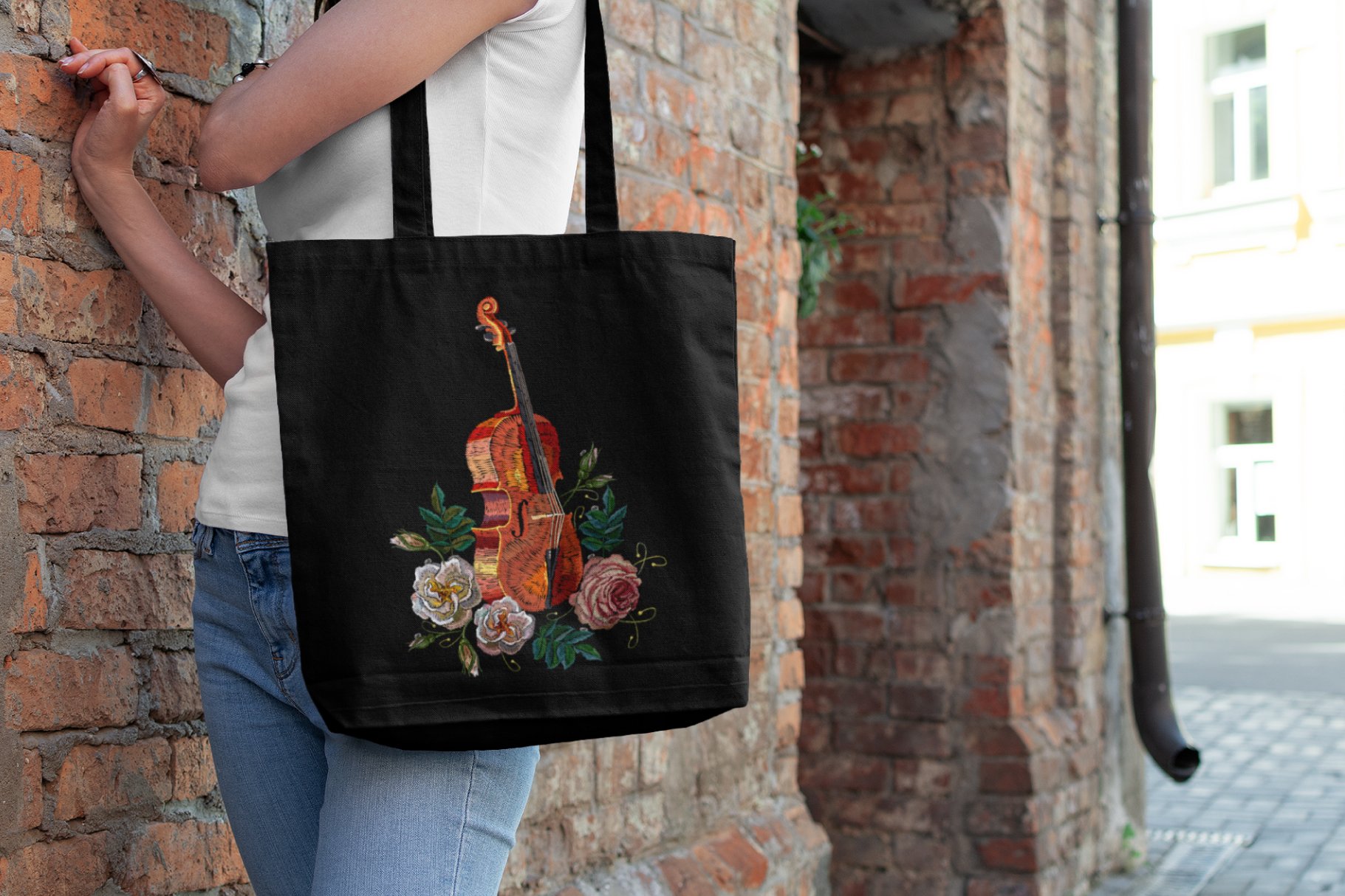 Embroidery violin and roses preview image.