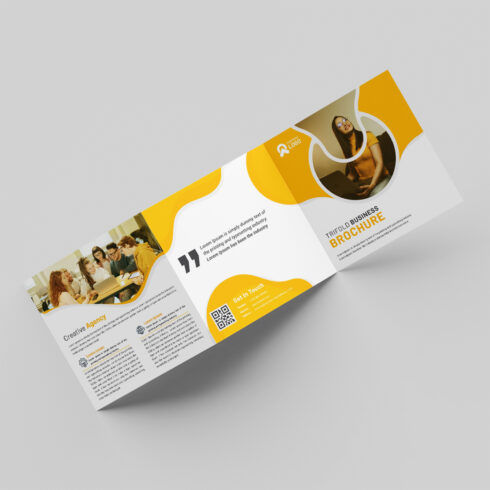 Minimal Square Trifold Brochure cover image.