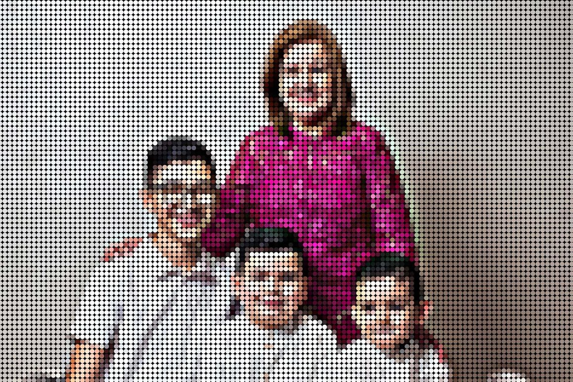 dot mosaic portrait photoshop action 07 778