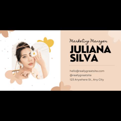 JULIANA SILVA MARKETING MANAGER EMAIL SIGNATURE cover image.