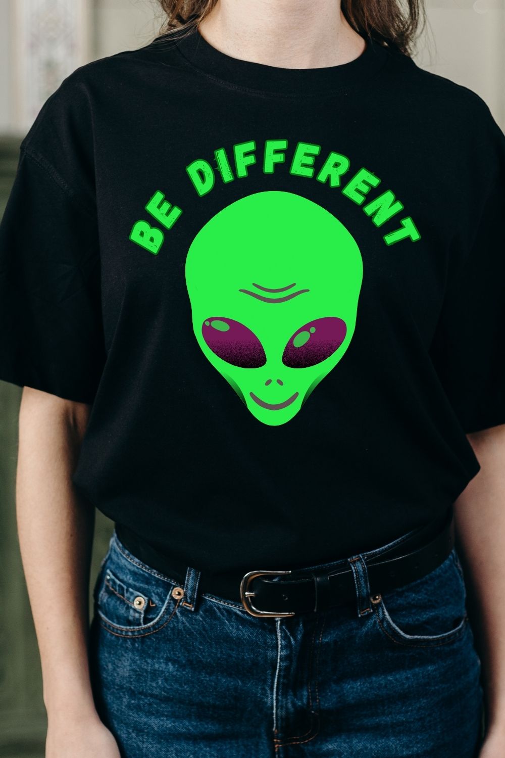 Alien t shirt design pinterest preview image.