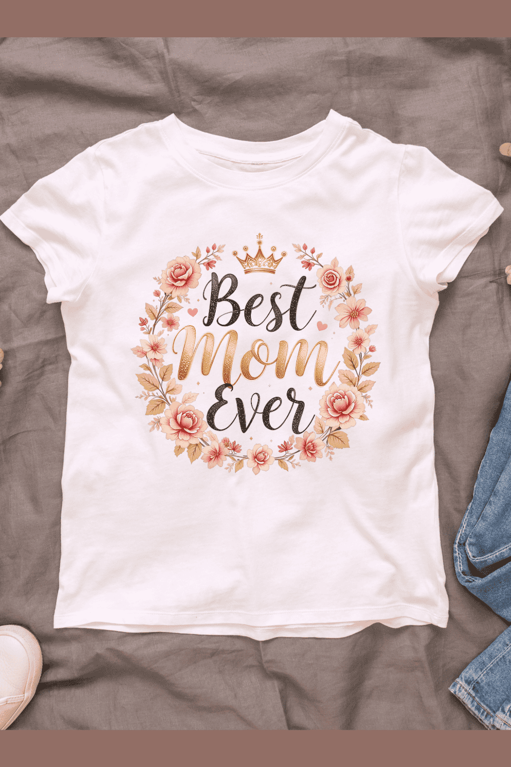 Best Mom Ever Typography T-shirt Design pinterest preview image.