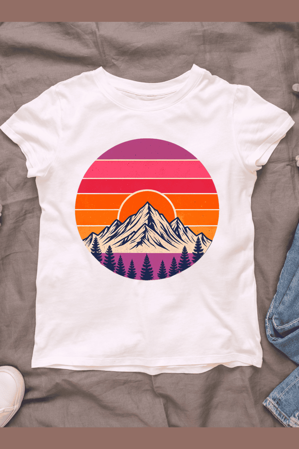 Vintage Mountain Sunset Retro Circular T-shirt Design pinterest preview image.