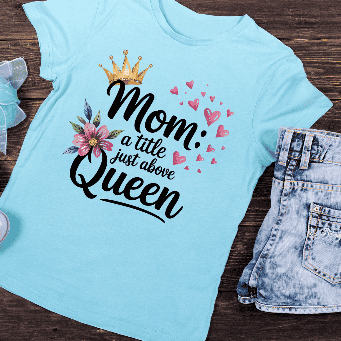 Mother's Day Queen Quote T-Shirt Design preview image.