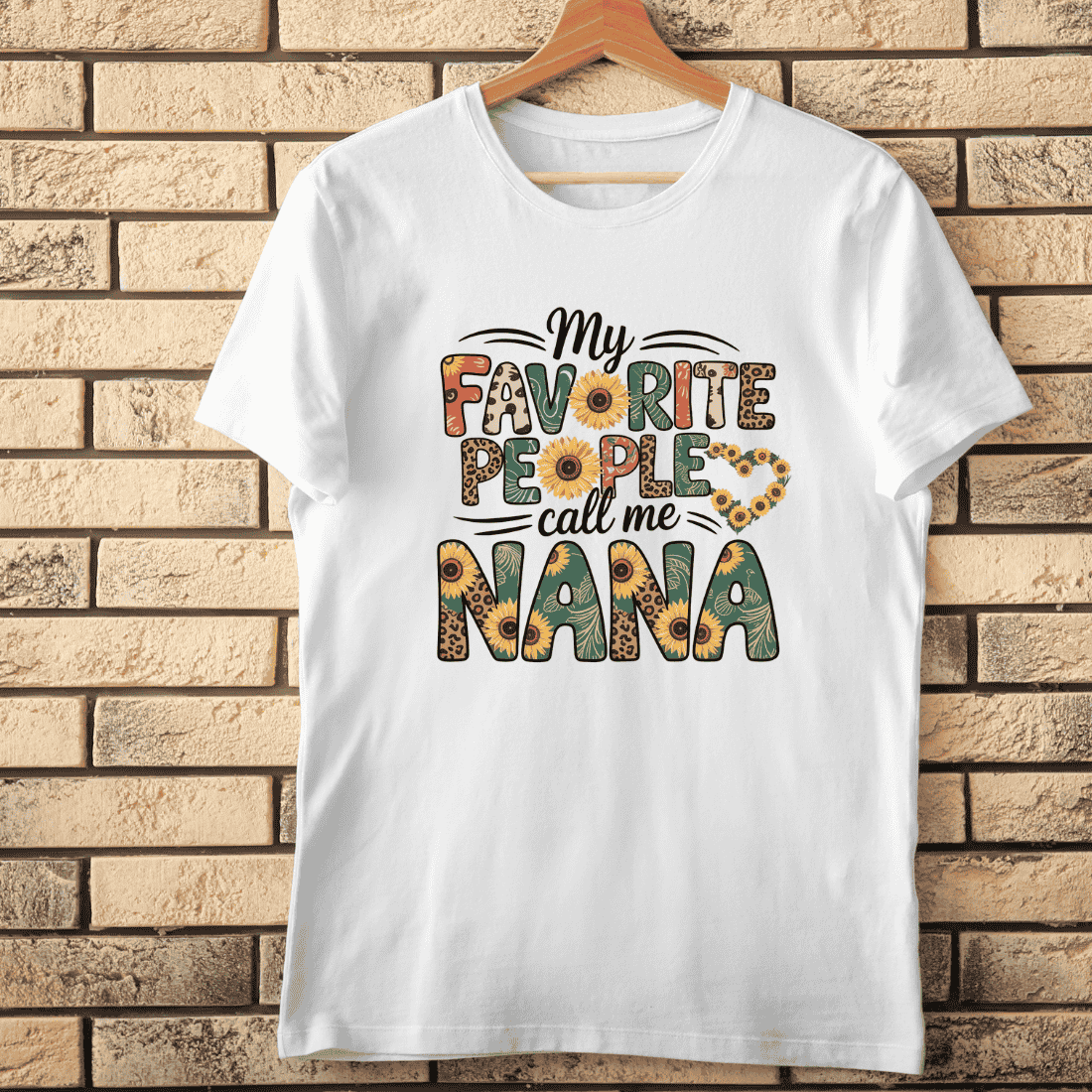 t shirt mock up 1 922