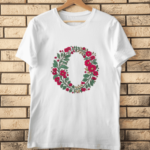 Vintage Flower O Wreath Elegant Alphabet T-Shirt Design cover image.