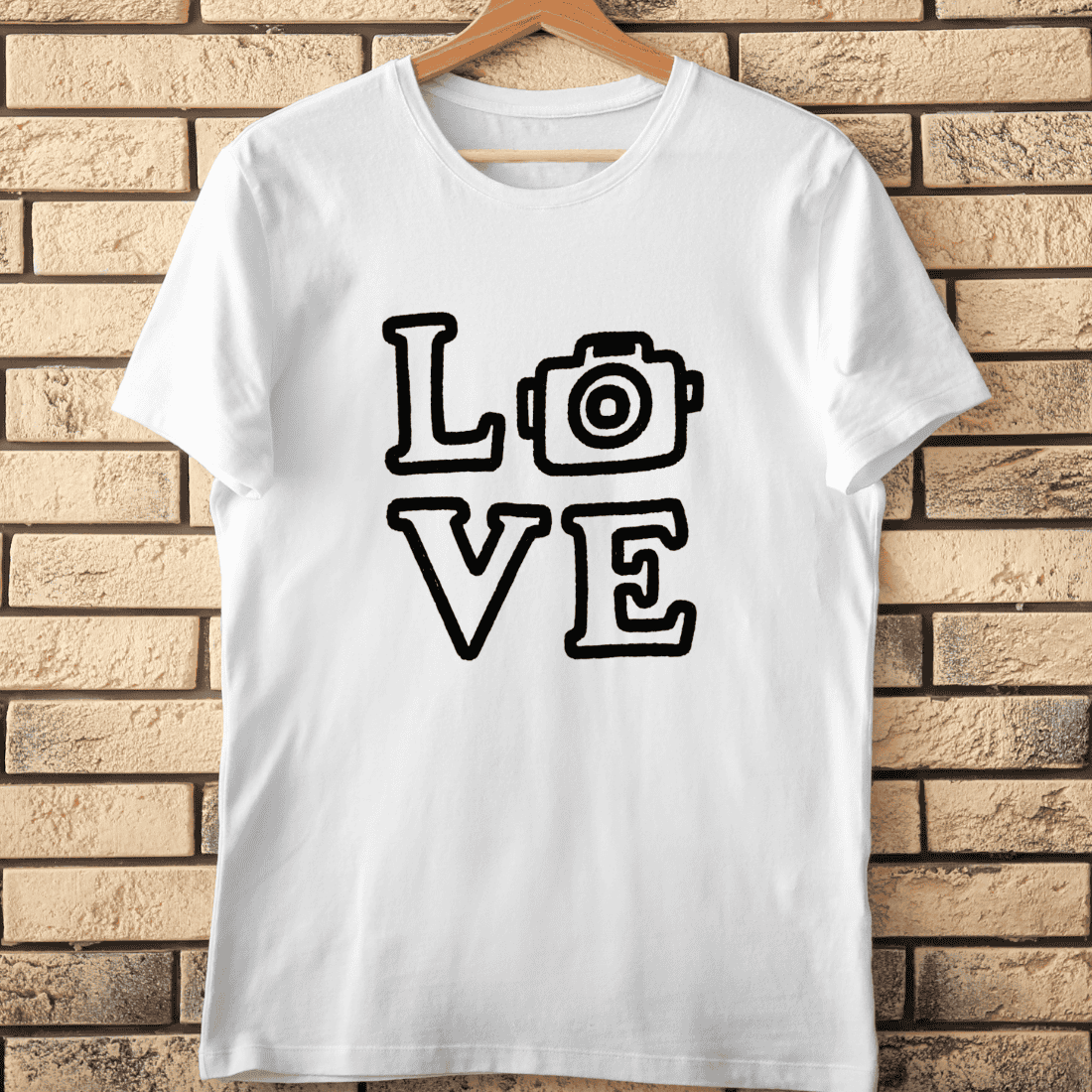 mb t shirt mock up 1 714