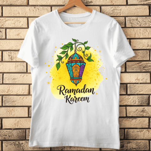 Ramadan Kareem Calligraphy and Lantern T-Shirt Design cover image.