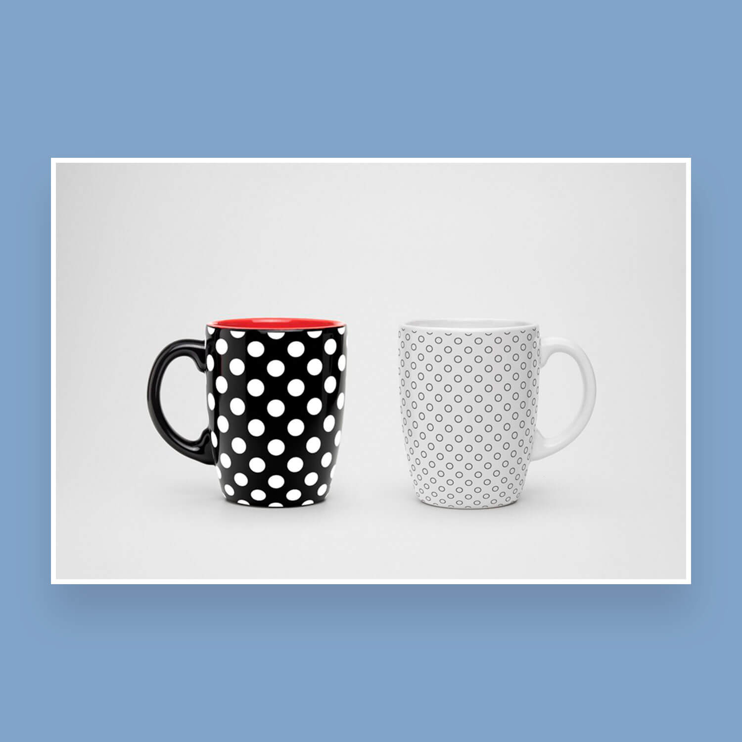 Simple seamless patterns on two black and white cups.