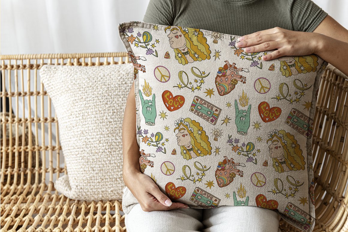 Pillow with retro style print.