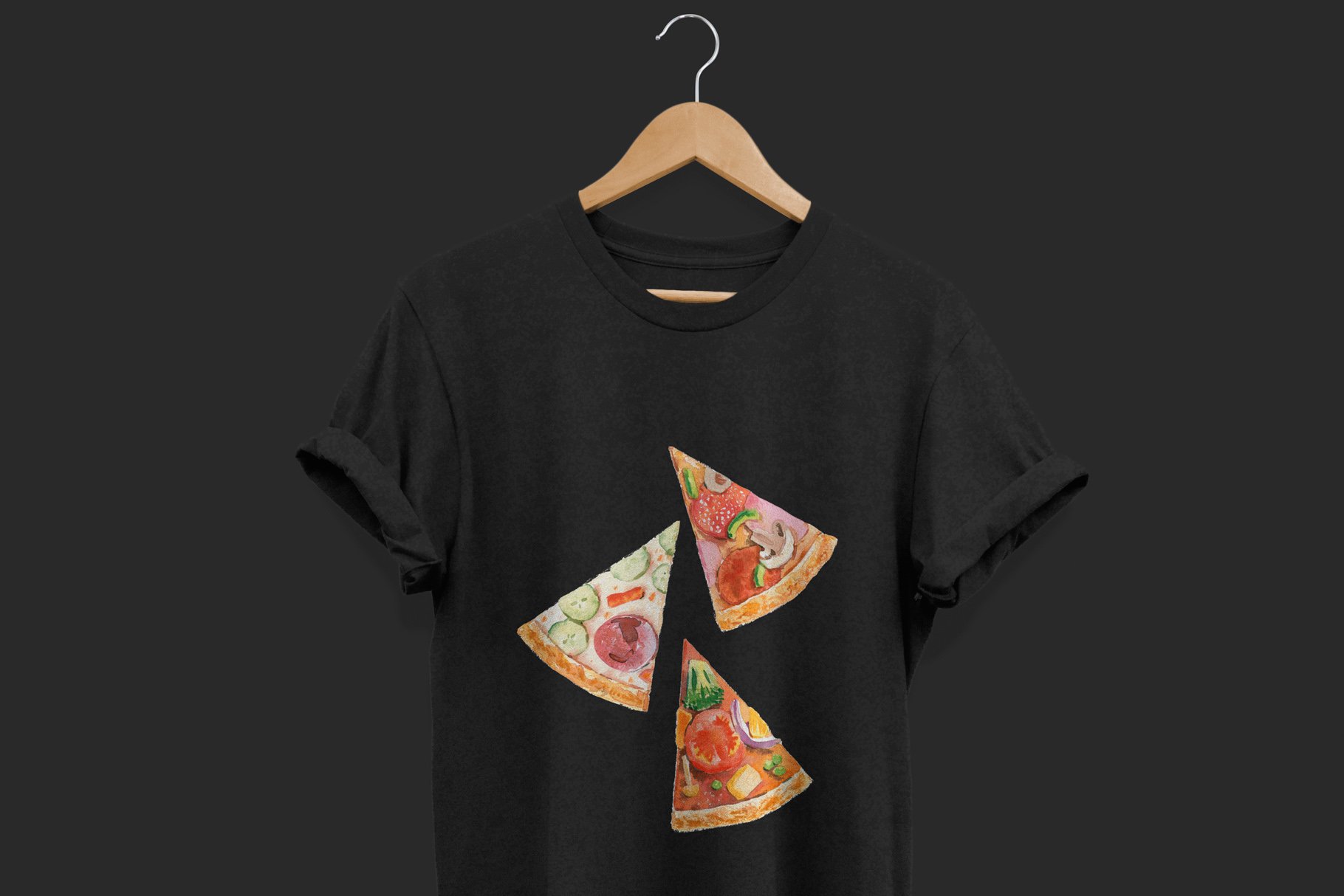 Pizza prints on a black t-shirt.