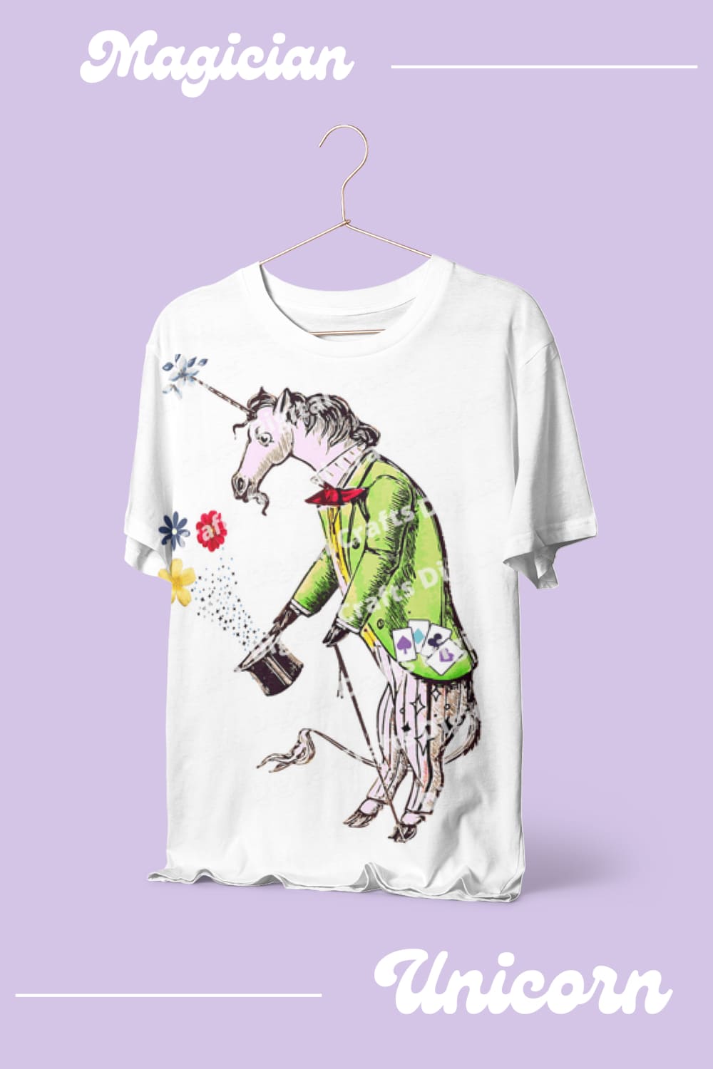 T-shirt with a unicorn print.