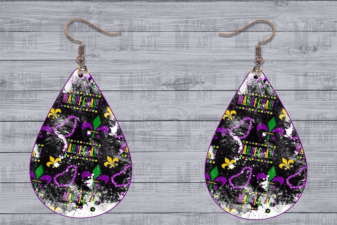 Retro earrings with pictures for Madri Gras.