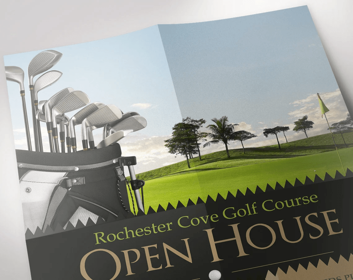 Booklet with the image of the golf course.