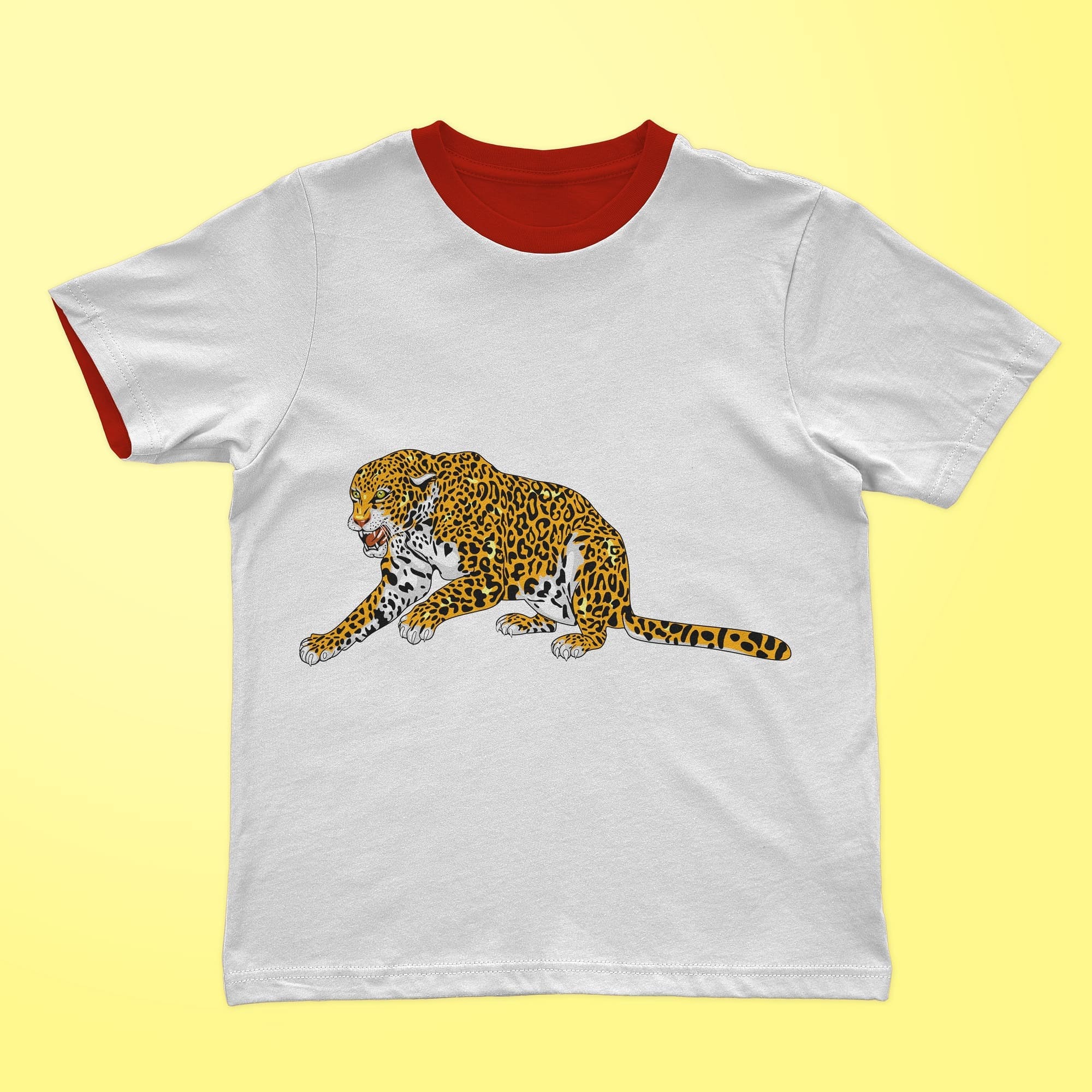 Cool t-shirt with a print of an attacking leopard.