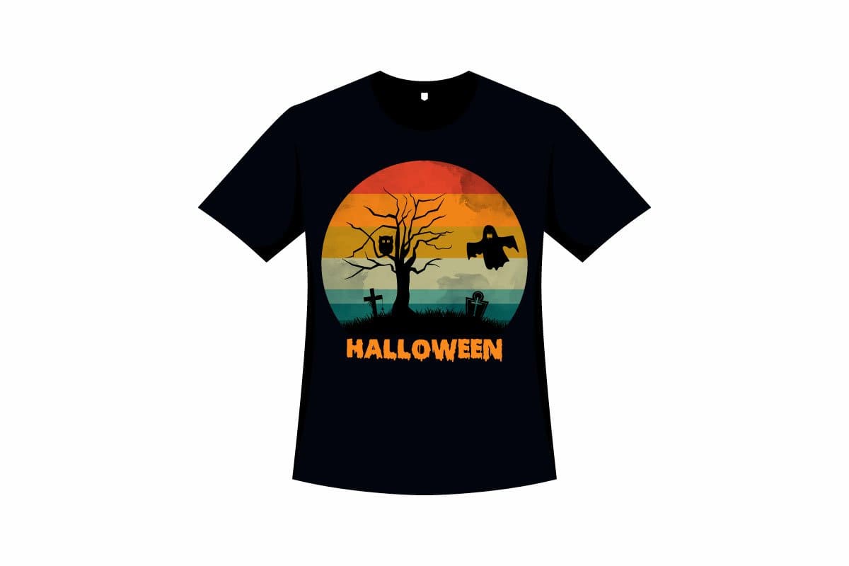 Black t-shirt with a ghostly retro design for Halloween.