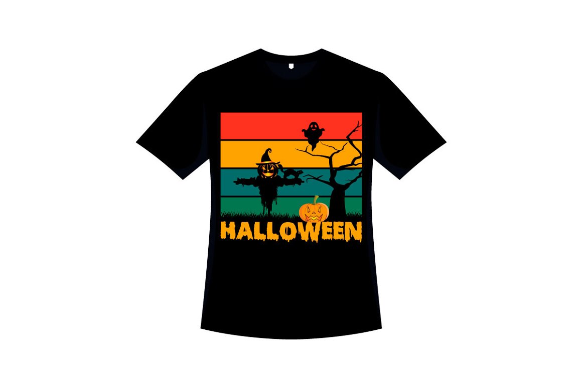 Black t-shirt with the image of a crow and a tree for Halloween.