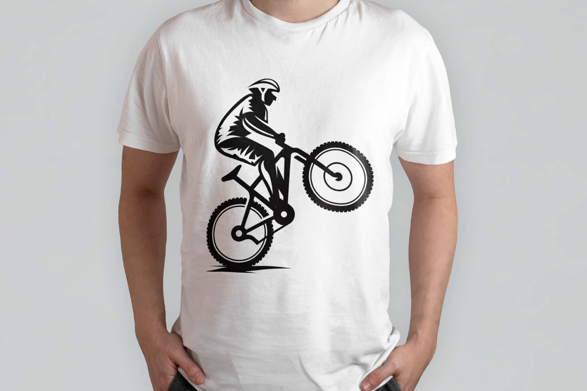 Print on a white T-shirt of cyclists.